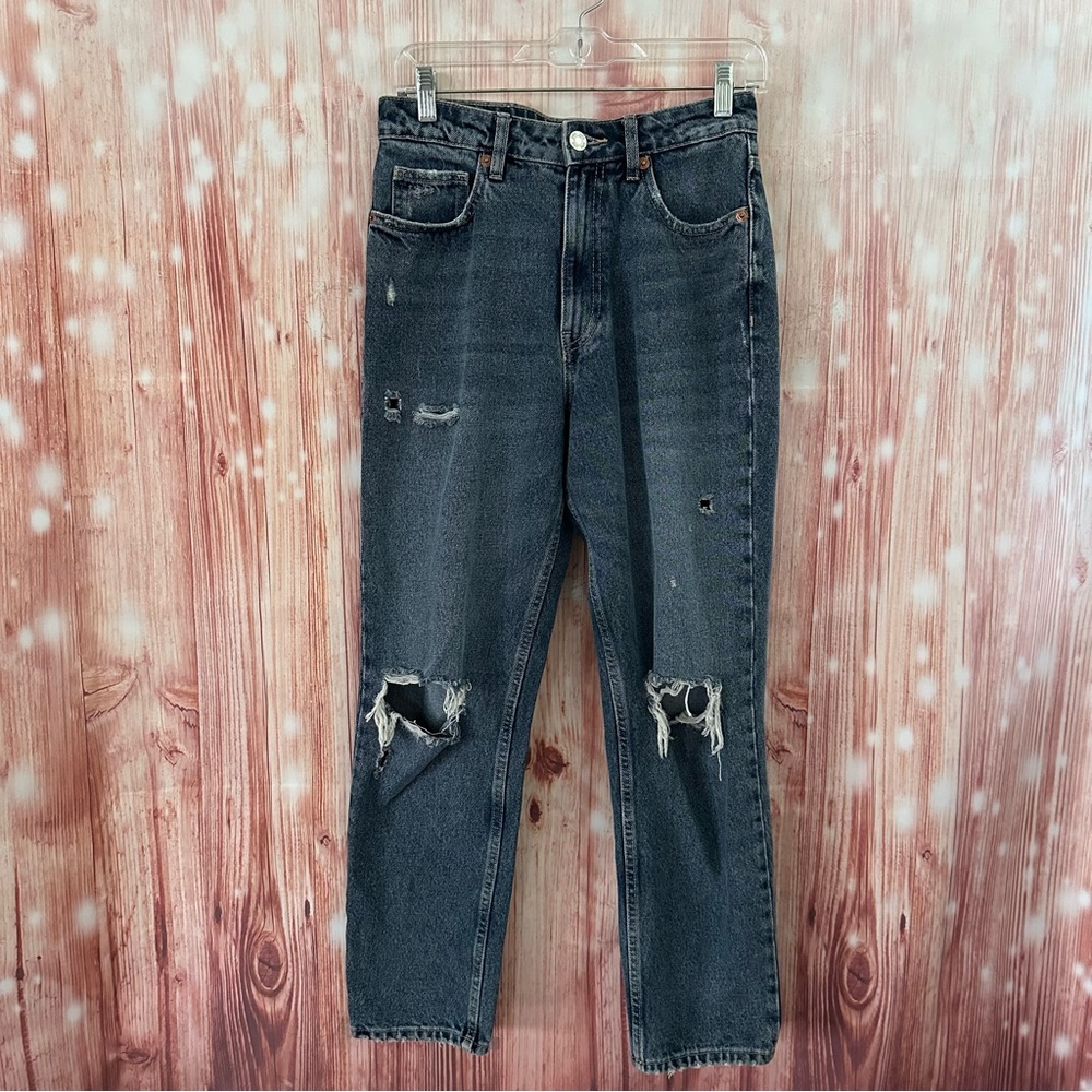 Zara Black Distressed Ankle Jeans